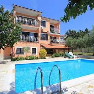  Apartment Susy Kroatien